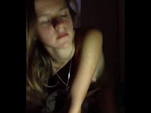 ❤️ Ang usa ka babaye masturbates ug cums Sex video sa amon ❌