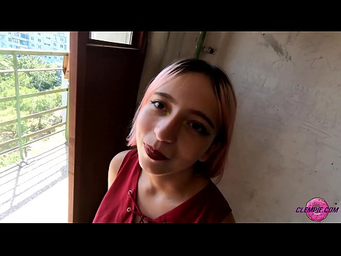 ❤️ Estudyante Sensual Nagsuso sa usa ka Estranghero sa Outback - Cum Sa Iyang Nawong Sex video sa amon ❌